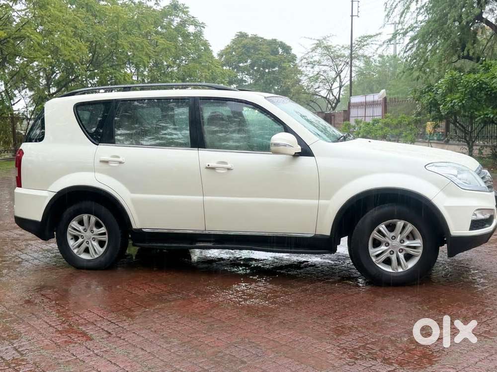 Mahindra Ssangyong Rexton Rx6, 2017, Diesel