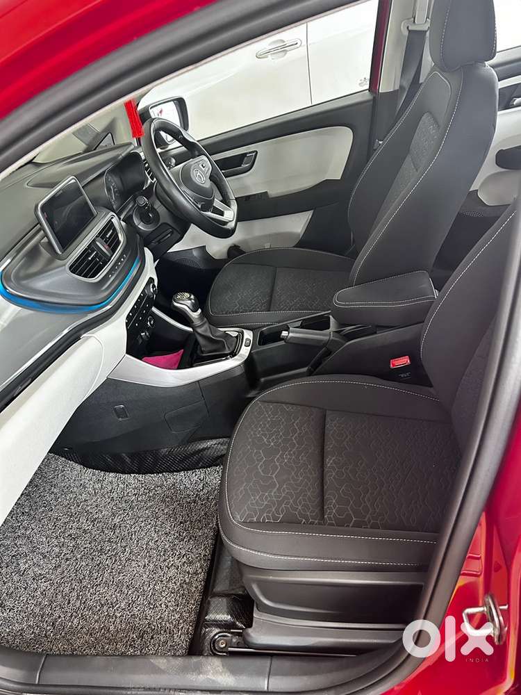 Tata Altroz 2023 Petrol & Cng