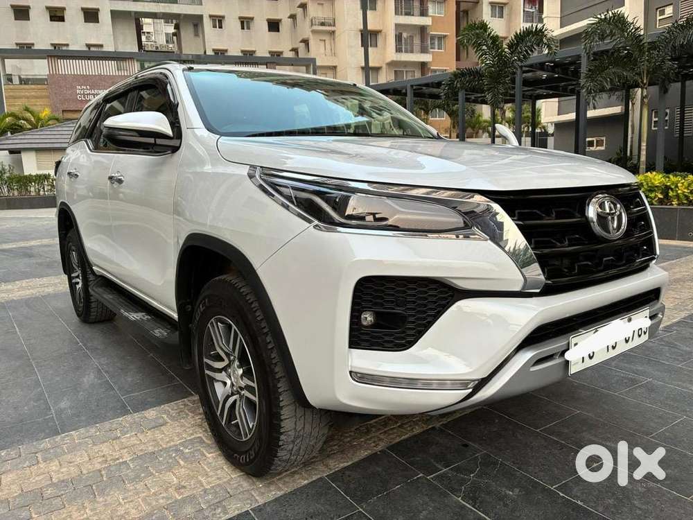Toyota Fortuner 2024 Diesel Well Maintained