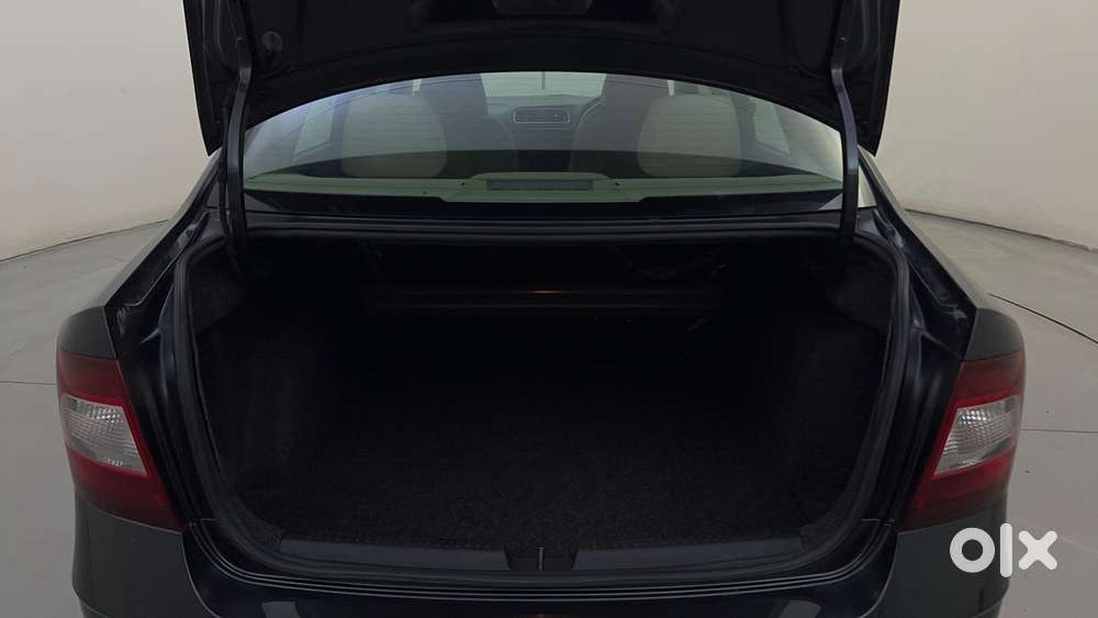 Skoda Rapid 1.0 Style At, 2021, Petrol