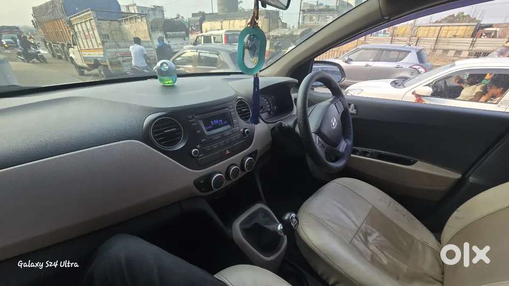 Hyundai Grand I10 2016 Petrol Dual Tone