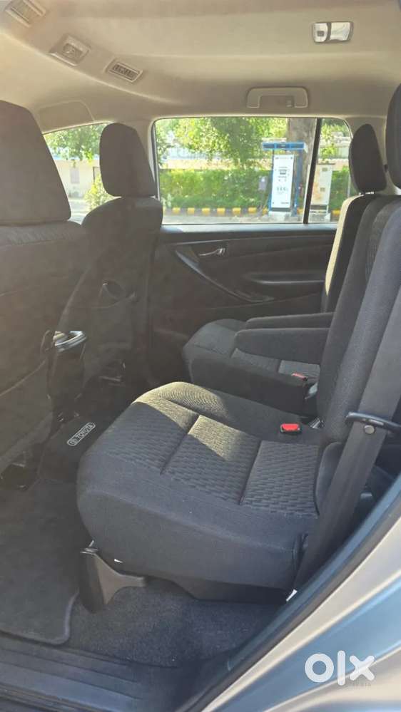 Toyota Innova Crysta 2.4 G Mt 7 Str, 2018, Diesel