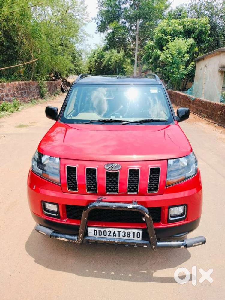 Mahindra Tuv 300 1.5 T10 (o) Amt, 2018, Diesel