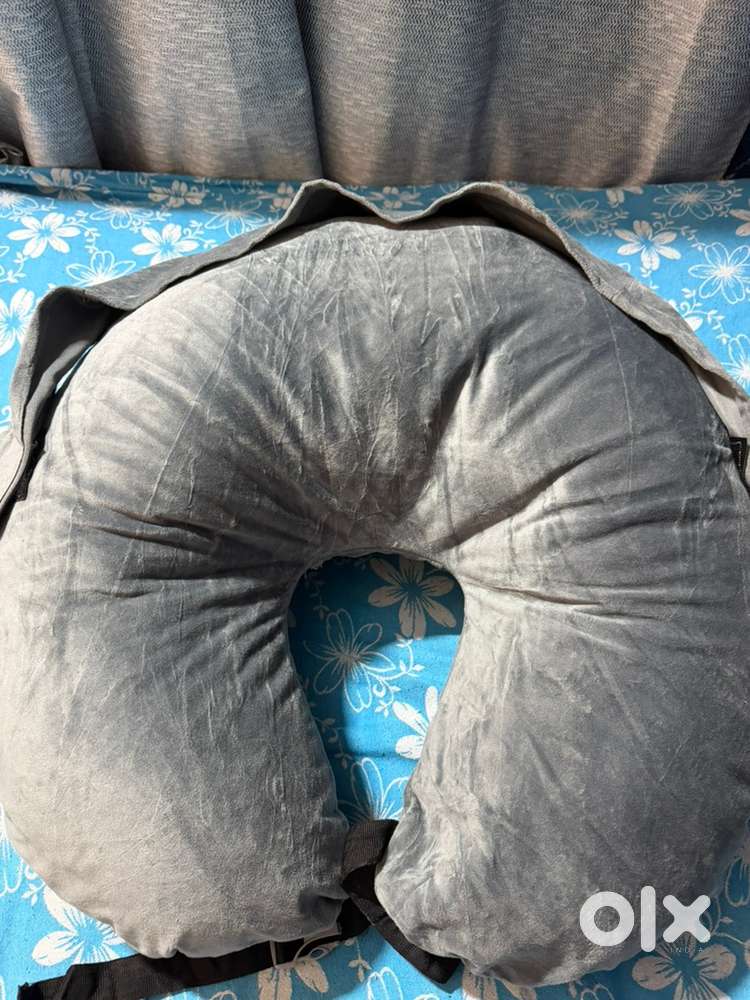 Baby feeding pillow
