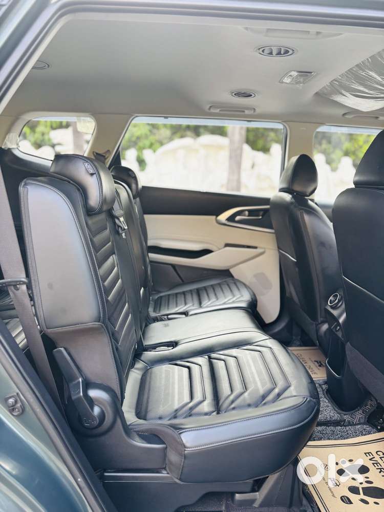 Kia Carens G1.5 6mt Gravity, 2024, Petrol