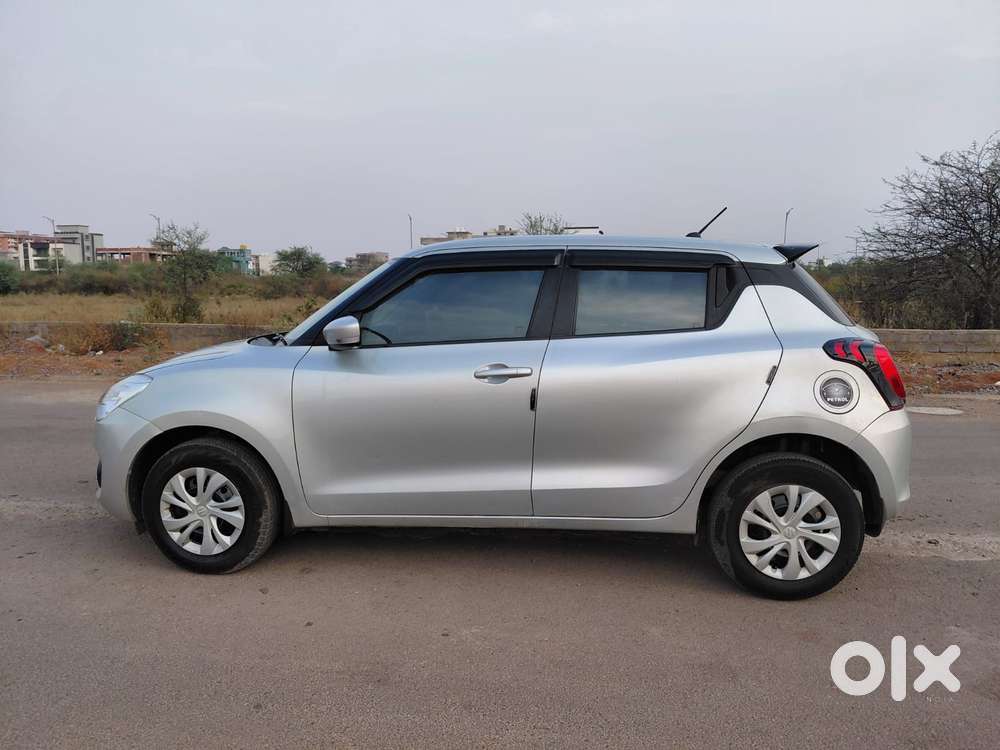 Maruti Suzuki Swift Vvt Vxi, 2021, Petrol