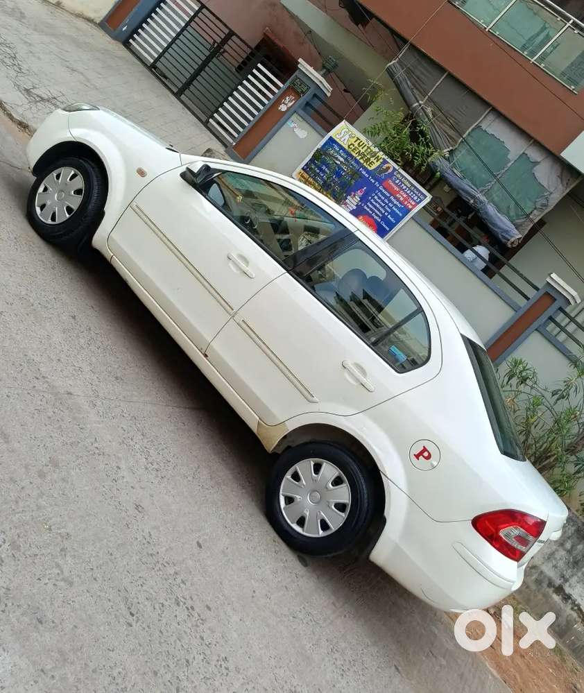 Ford Fiesta Classic 2012 Petrol 66000 Km Driven