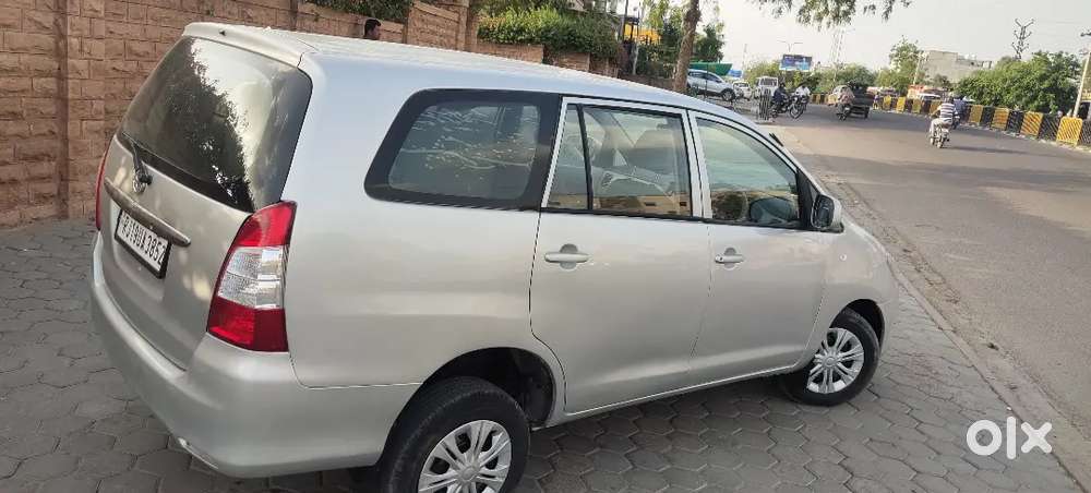 Toyota Innova Hycross 2009 Ready