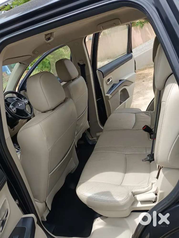 Mitsubishi Outlander 2011 Petrol Well Maintained