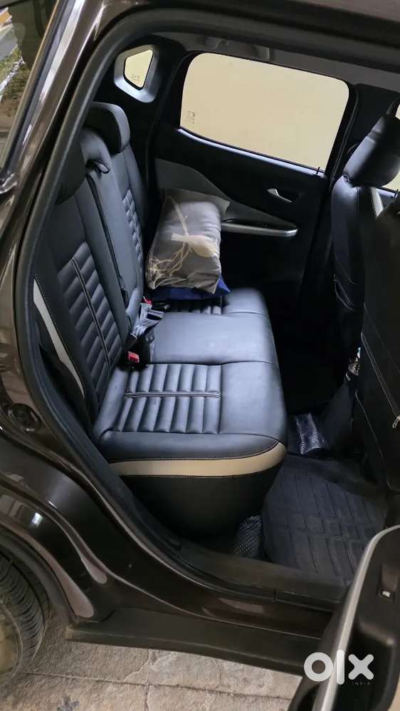 Showroom Maintained Nissan Magnite Xv Turbo Cvt 2022 Petrol Automatic
