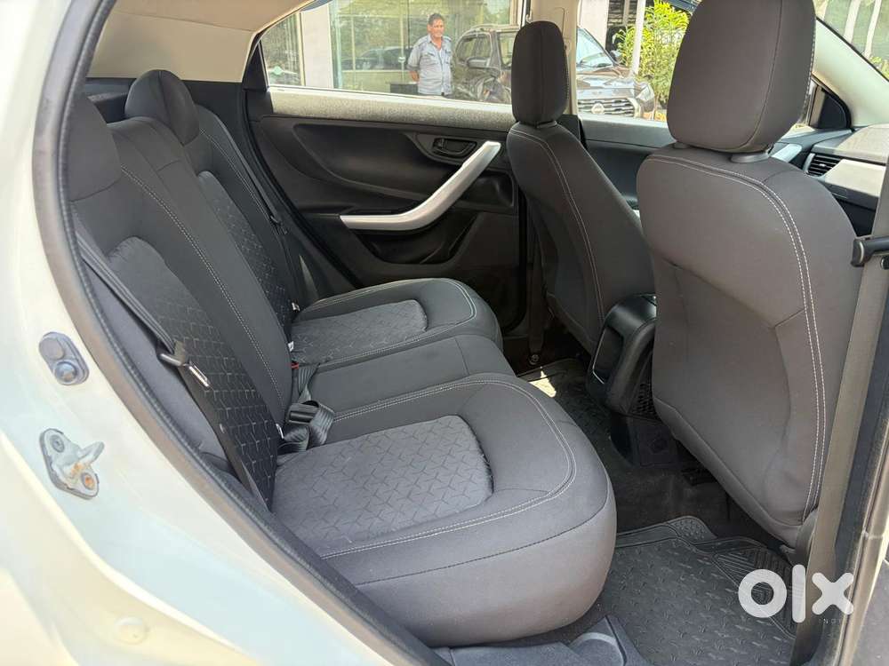 Tata Nexon 1.5 Revotorq Xm (s), 2021, Diesel