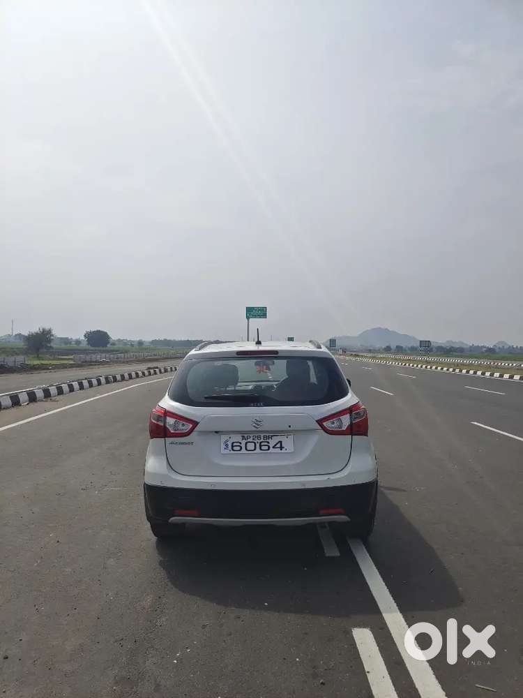 Maruti Suzuki S-cross 2017 Diesel 2nd Owner