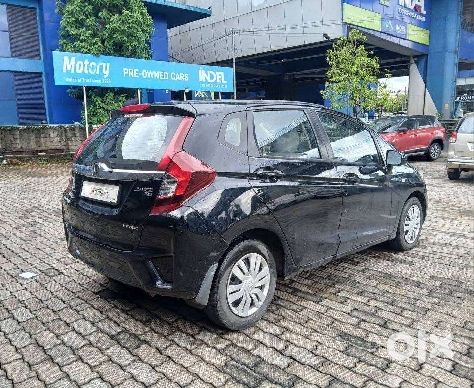 Honda Jazz S Mt I-vtec, 2016, Petrol