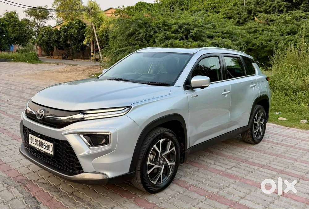 Toyota Urban Cruiser 1.5 Premium Grade At, 2023, Petrol