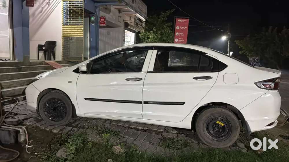Honda City  Ac Fully Chilled Hai