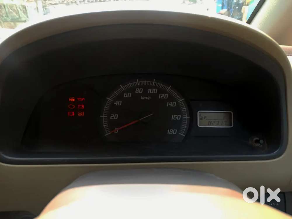 Maruti Suzuki Zen Estilo Lxi 2010