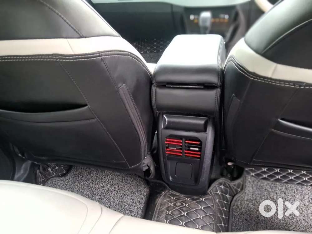 Tata Nexon Creative Plus 1.2 Revotron Petrol 6 Mt Dt, 2024, Petrol