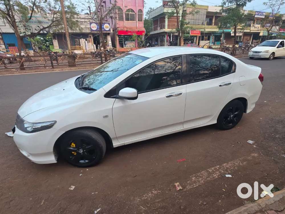 Very Nice And Standard Car