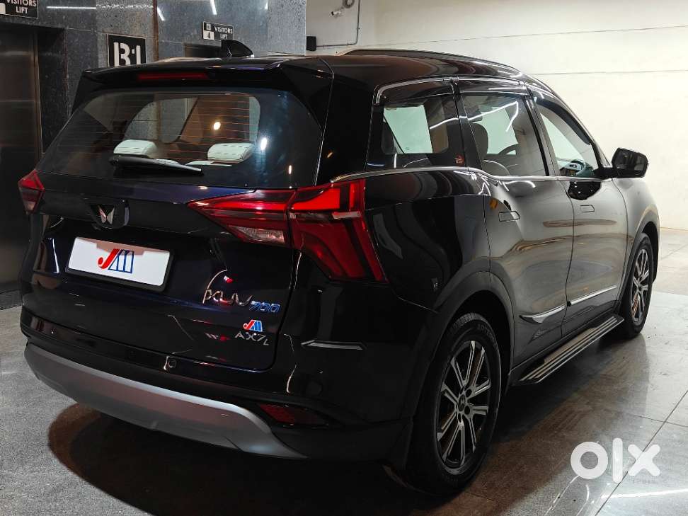 Mahindra Xuv700 2.2 Ax 7 Diesel At Luxury Pack Str Awd, 2023, Diesel