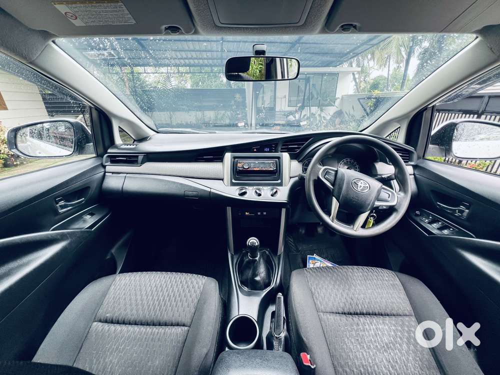 Toyota Innova Crysta 2.4 G Mt, 2017, Diesel