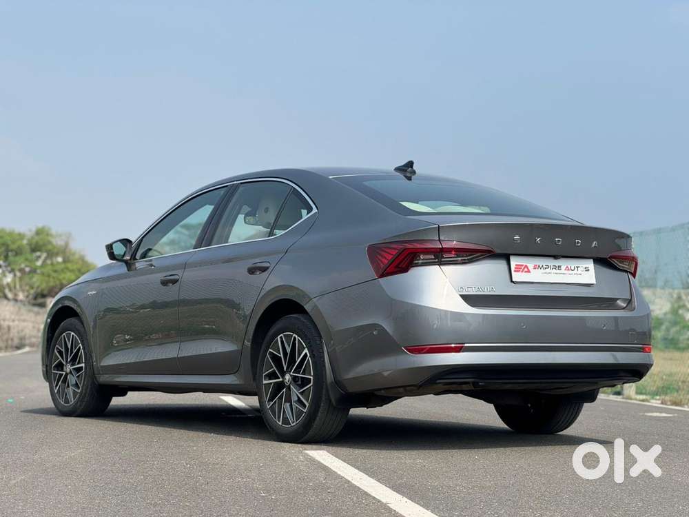 Skoda Octavia 2.0 L K Tsi At, 2022, Petrol