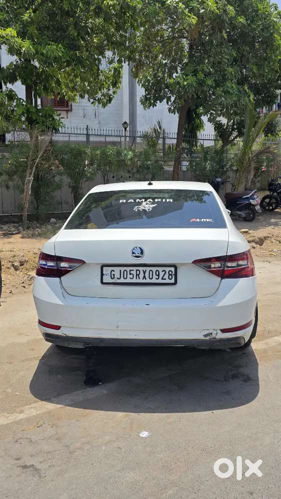 Skoda Superb Petrol 2018 2nd Owner