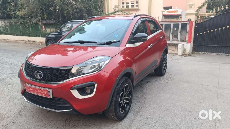 Tata Nexon 1.2 Revotron Xma Amt (s), 2019, Petrol