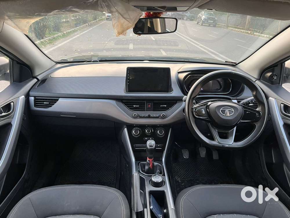 Tata Nexon 1.2 Revotron Xm, 2023, Cng & Hybrids