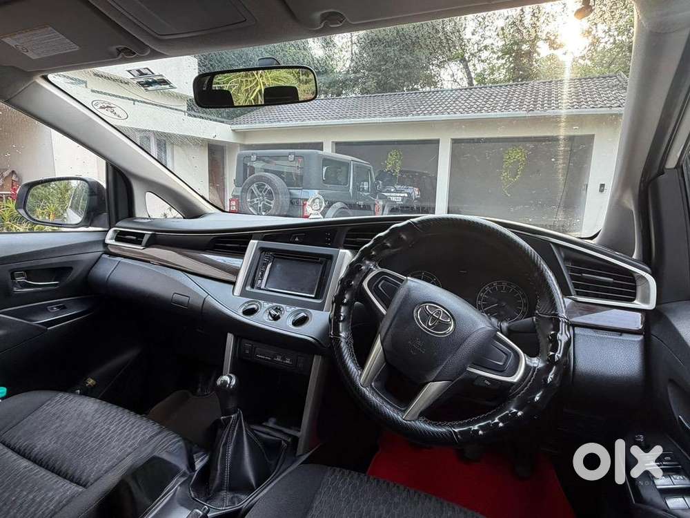 Toyota Innova Crysta 2017 Diesel Well Maintained
