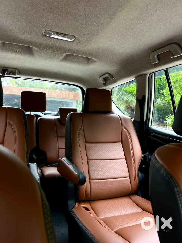 Toyota Innova Crysta 2.4 G Plus Mt 7 Str, 2022, Diesel