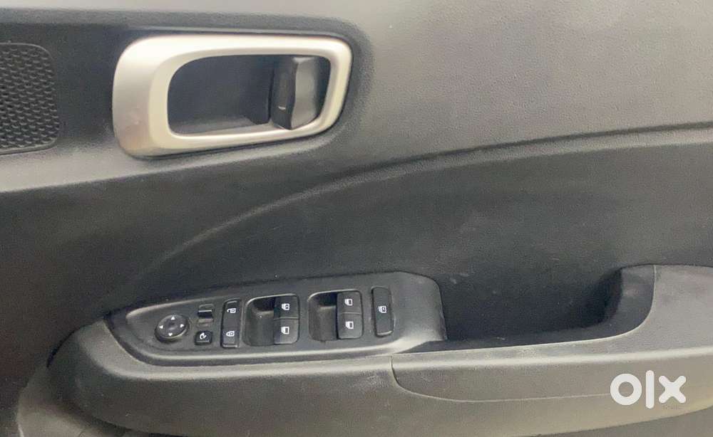 Hyundai Venue Sx Plus Turbo Dct, 2019, Petrol
