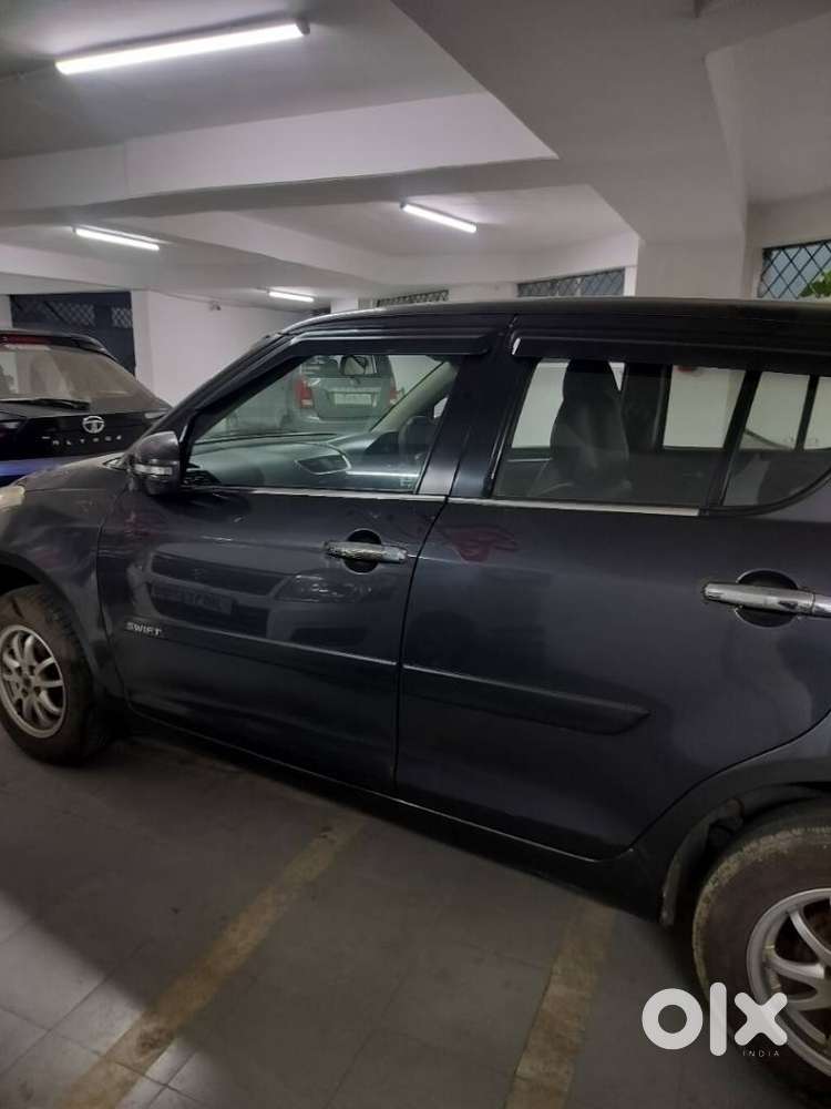 Maruti Suzuki Swift Vxi + Manual, 2015, Petrol