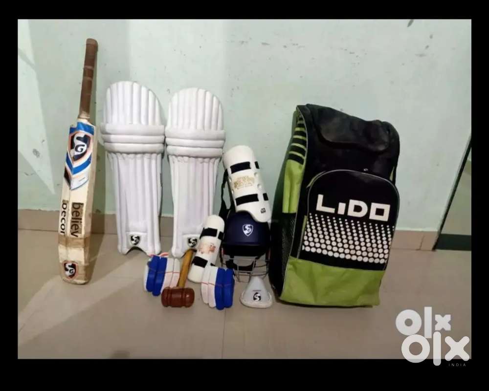 SG cricket kit