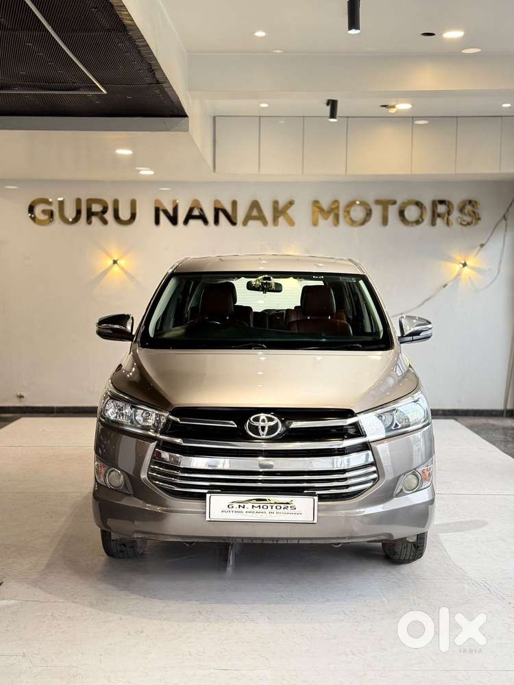 Toyota Innova Crysta 2.8 Gx At 7 Str, 2017, Diesel