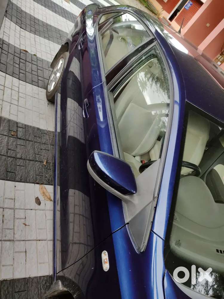 Volkswagen Vento Highline 2012