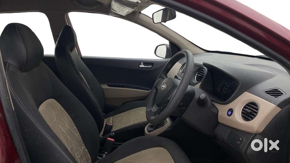 Hyundai Grand I10 2013-2016 At Sportz, 2014, Petrol