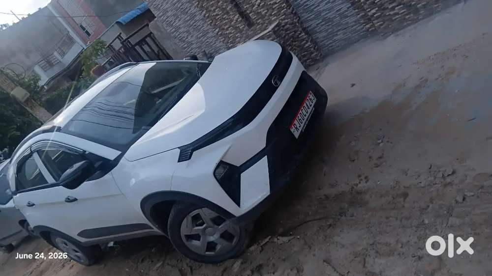 Tata Nexon Creative Plus 2025 Petrol Manual