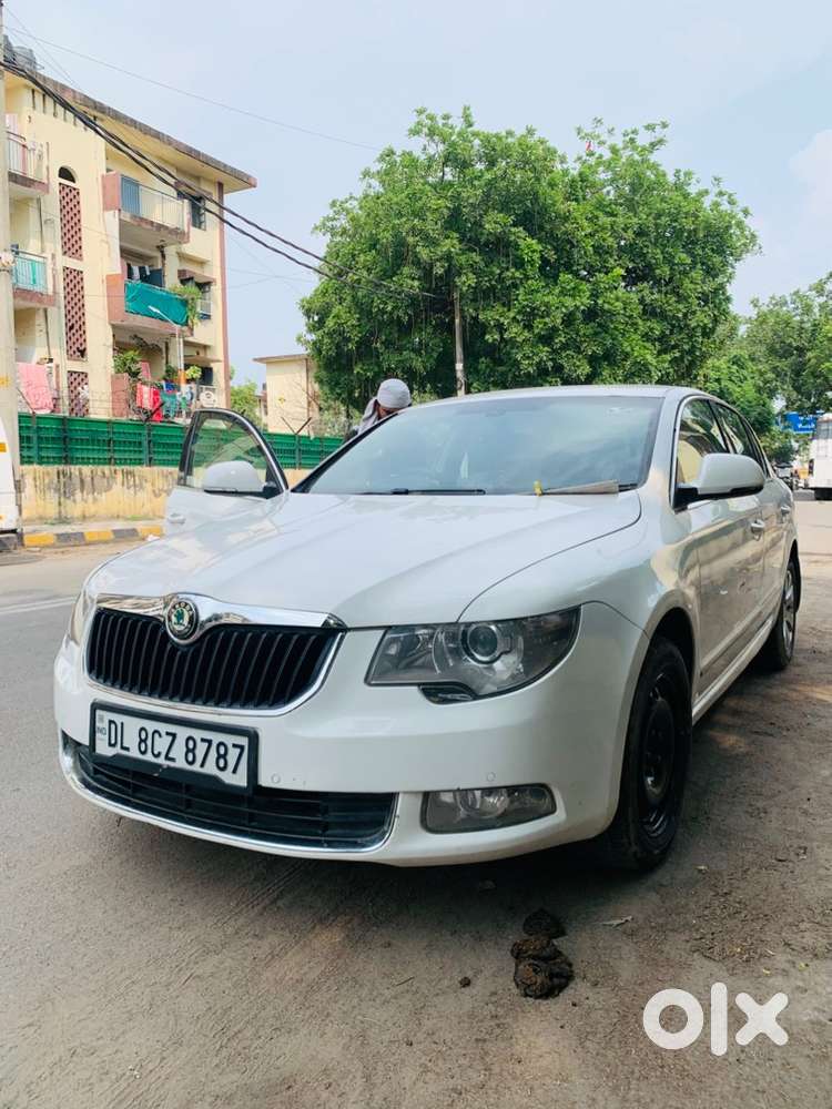 Skoda Superb Elegance 2013