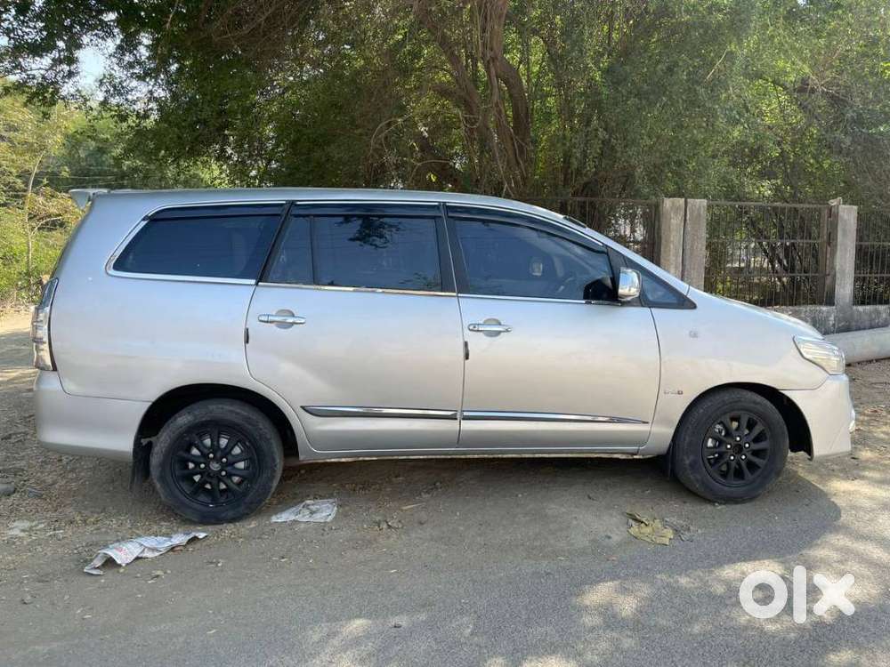 Toyota Innova 2.5 Ev Diesel Ps 8 Seater Bsiii, 2013, Diesel