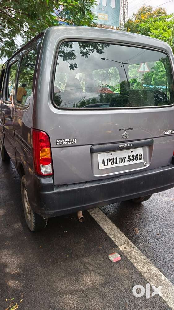 Maruti Suzuki Eeco 5 Str Ac (o), 2017, Petrol