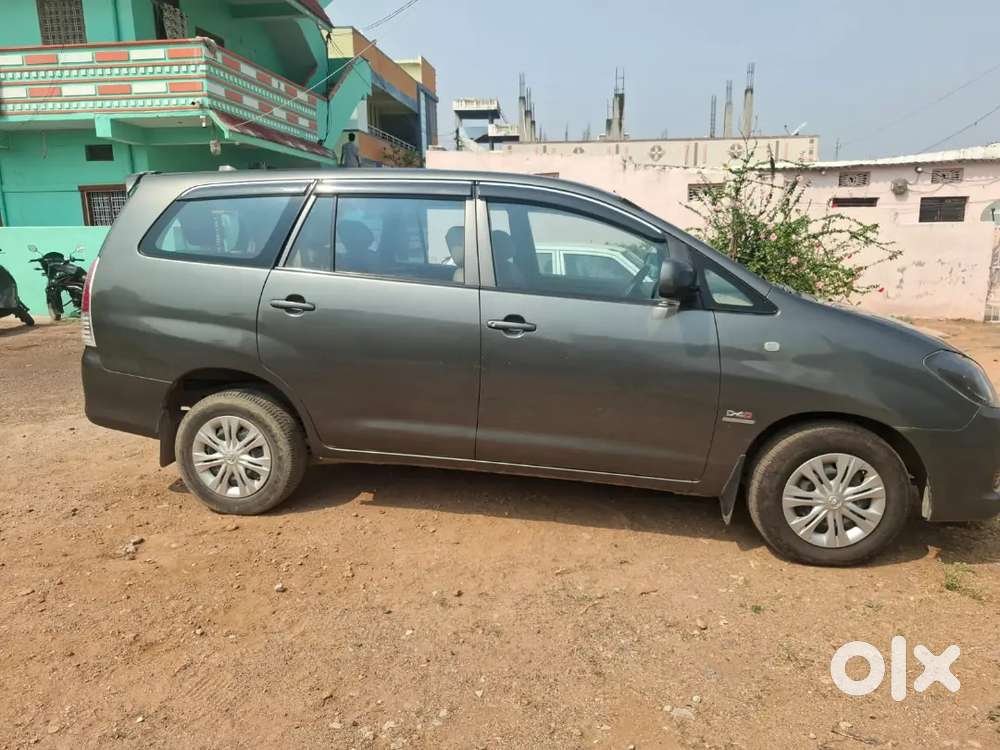 Toyota Innova 2011 Diesel 120500 Km Driven