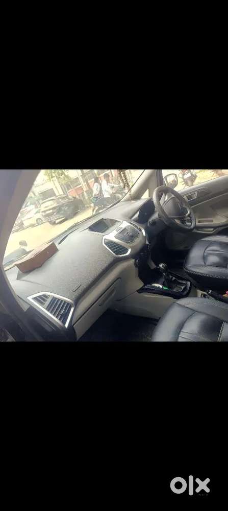 Ecosport Desial Trend Black Colour