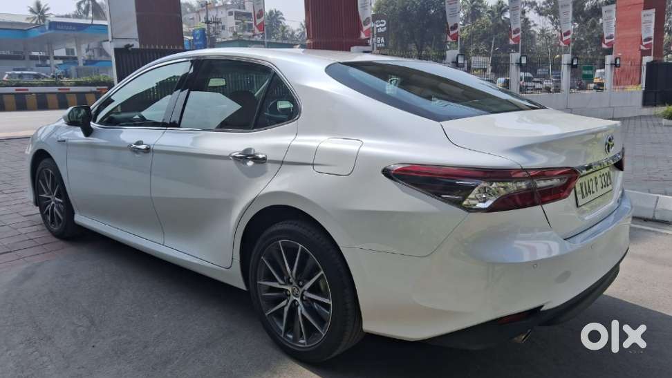 Toyota Camry Hybrid, 2024, Petrol