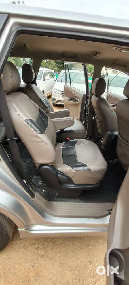 Toyota Innova 2.5 G (diesel) 7 Seater, 2016, Diesel