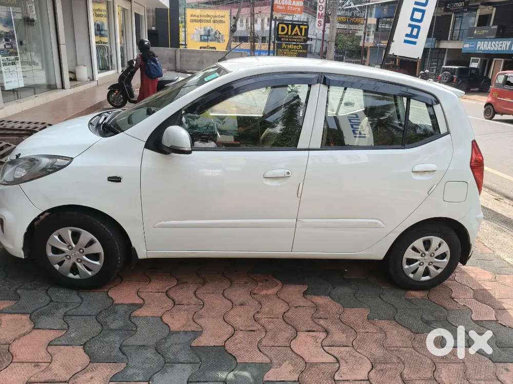 Neat And Clean Vehicle With Low Kilometer