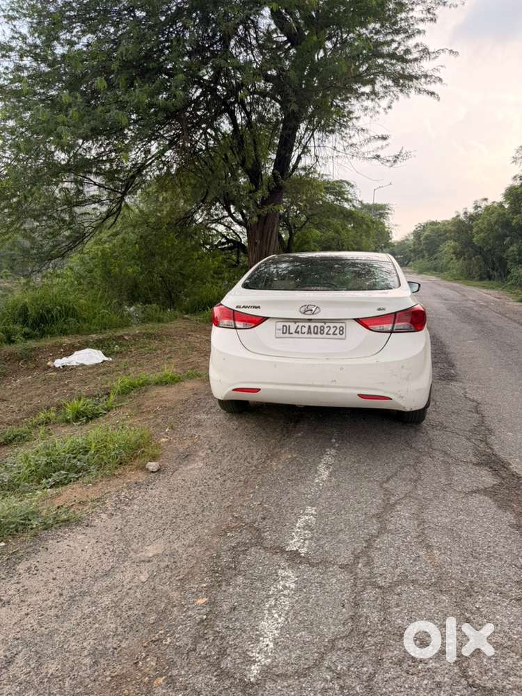 Hyundai Elantra Petrol Manual 2013