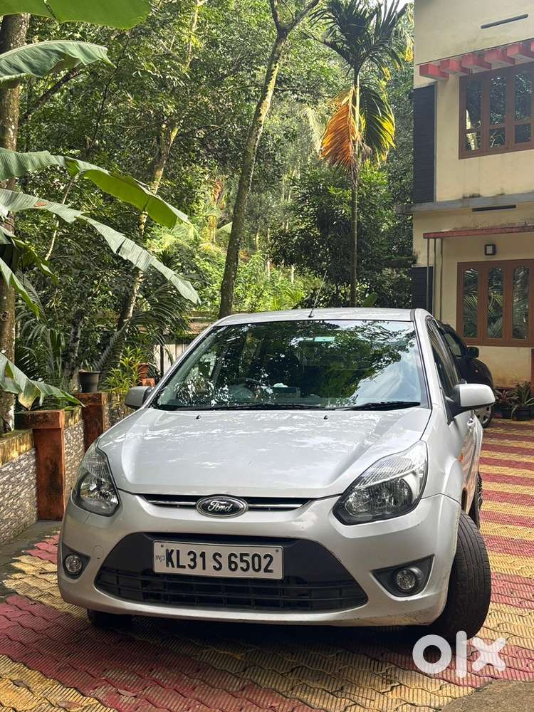 Ford Figo Petrol Manual 2011