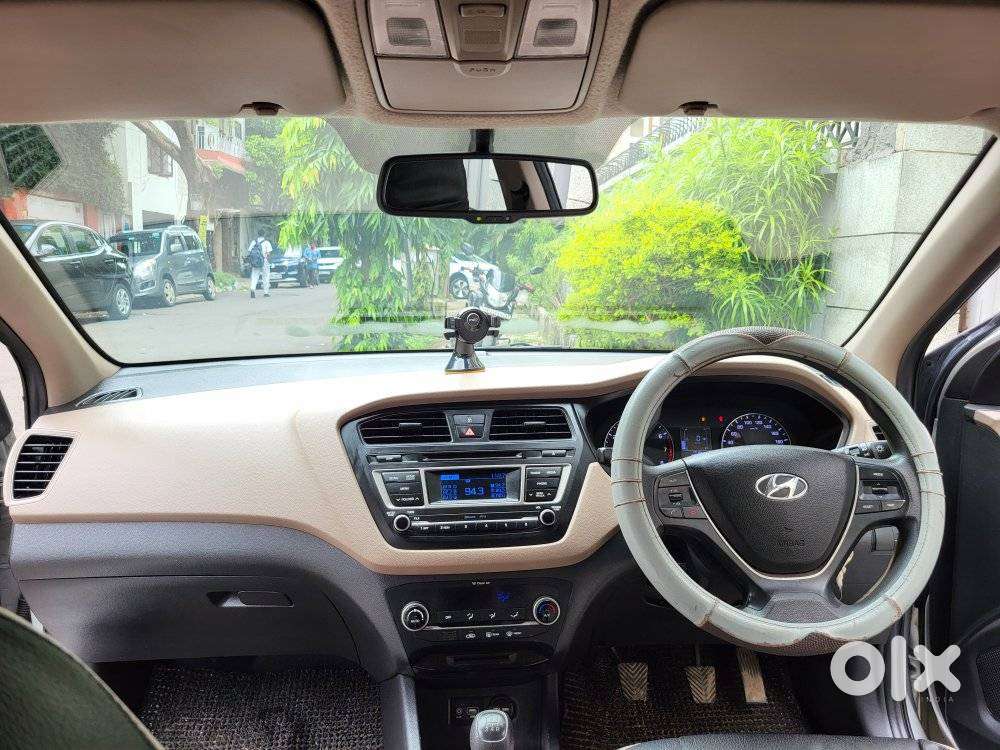 Hyundai Elite I20 Sportz (o) 1.2, 2015, Petrol