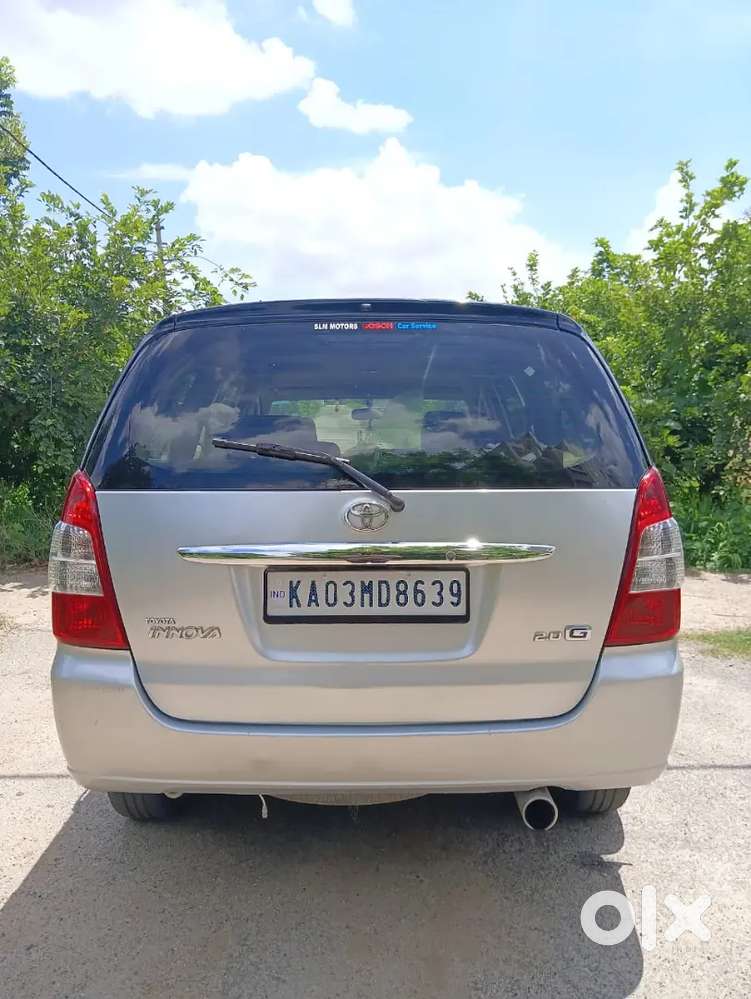 Toyota Innova 2005 Petrol Well Maintained