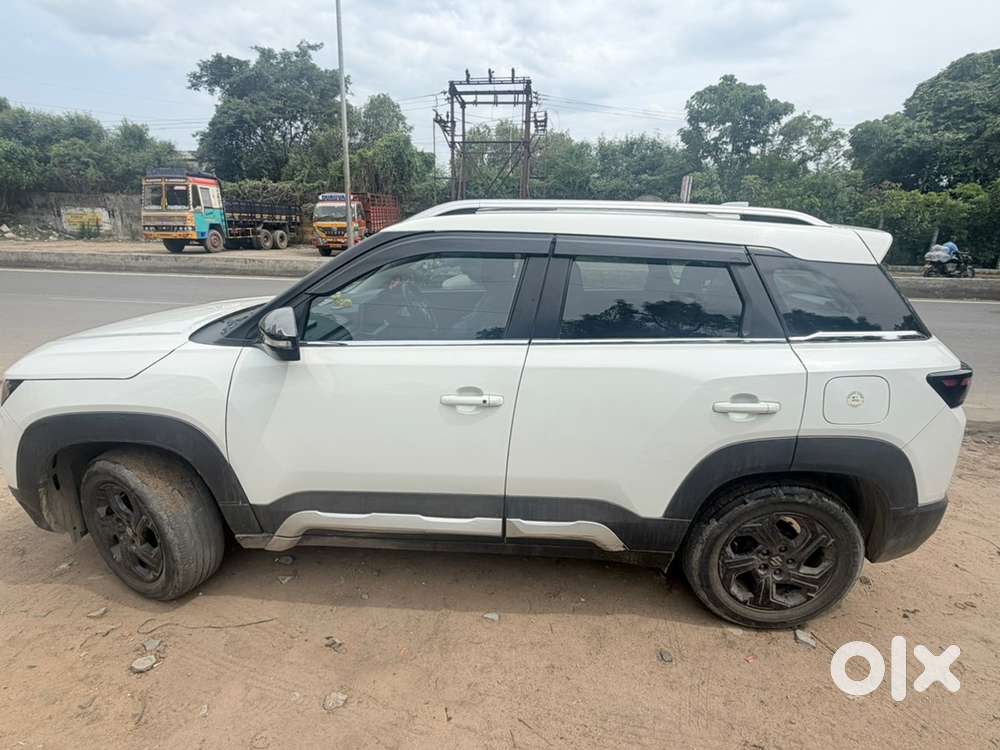 Maruti Suzuki Brezza Petrol 2023 Model